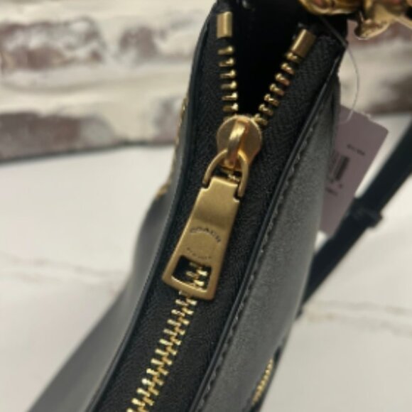 COACH HOBO BAG WITH Grommet's - Picture 5 of 9